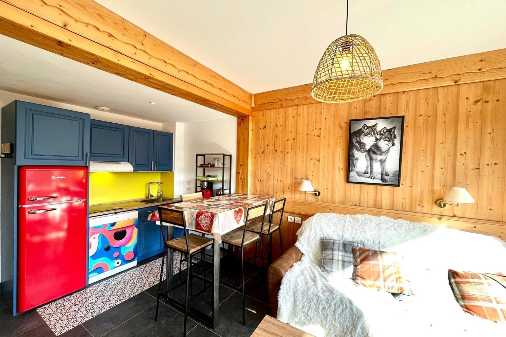 Superb Cosy Apartment With Balcony Комблу Экстерьер фото
