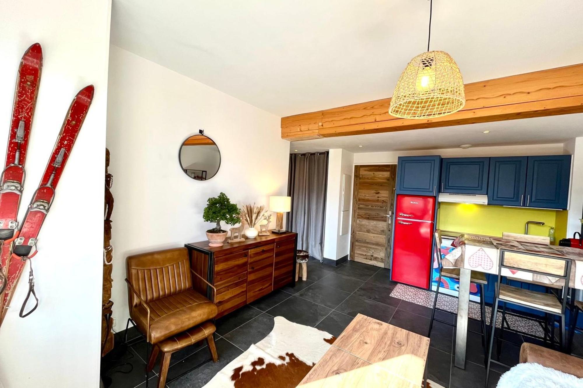 Superb Cosy Apartment With Balcony Комблу Экстерьер фото